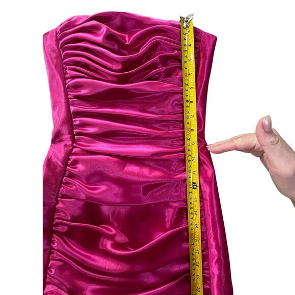 Gunne Sax Barbie Core Pink Satin
Evening Gown SZ 1 Jessica McClintock VTG Formal - Picture 14 of 16